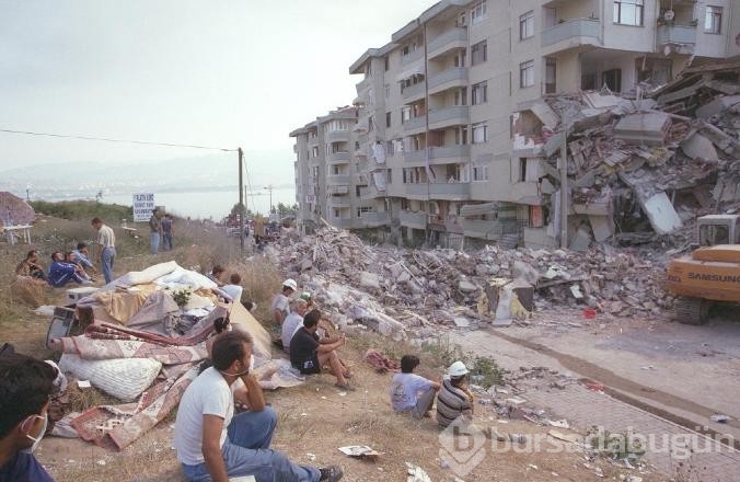 17 Ağustos depreminde akıllara kazınan görüntüler