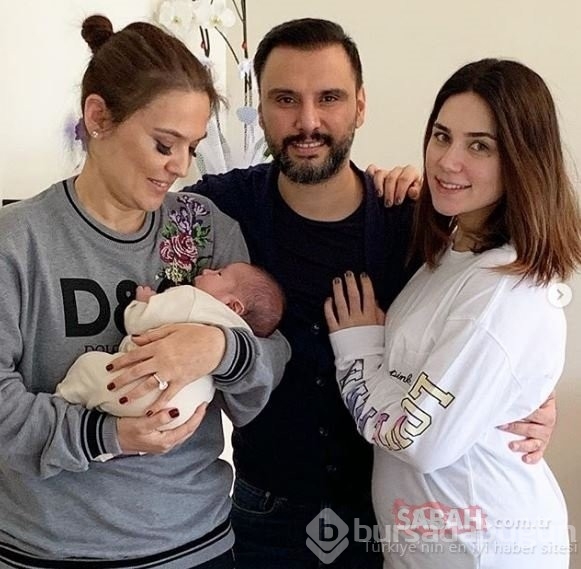 Buse Varol eski formuna kavuştu!