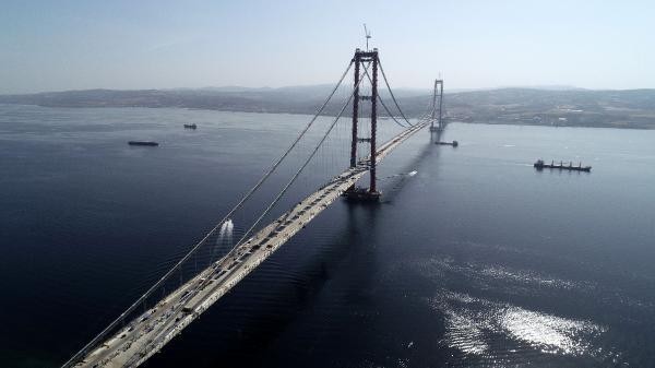 1915 Çanakkale Köprüsü yolu için 6 tabliye montajı kaldı...