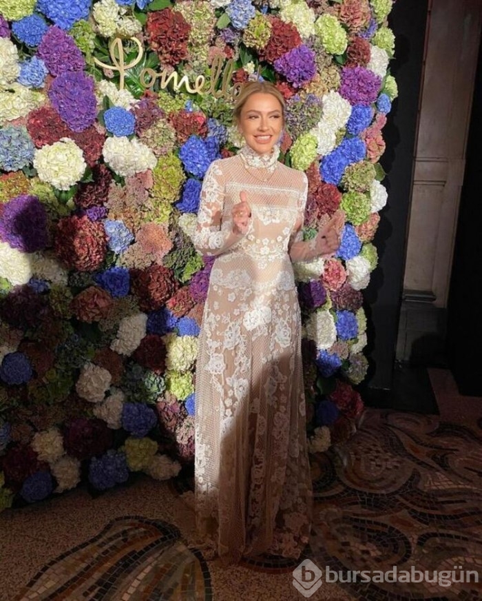Hadise'nin İtalya pozları dikkat çekti!