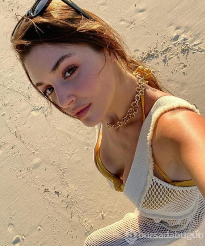 Hande Erçel ile ilgili haber ortalığı karıştırdı!
