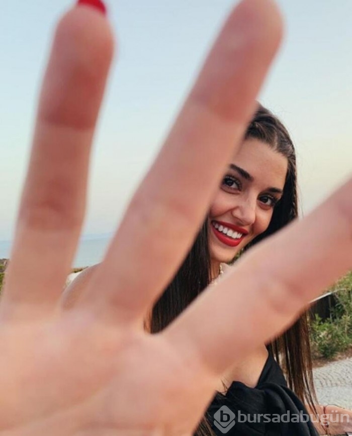 Hande Erçel ile ilgili haber ortalığı karıştırdı!
