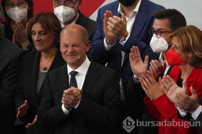 Almanya'daki seçimlerde büyük çekişme