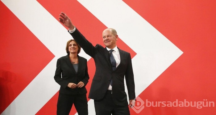Almanya'daki seçimlerde büyük çekişme