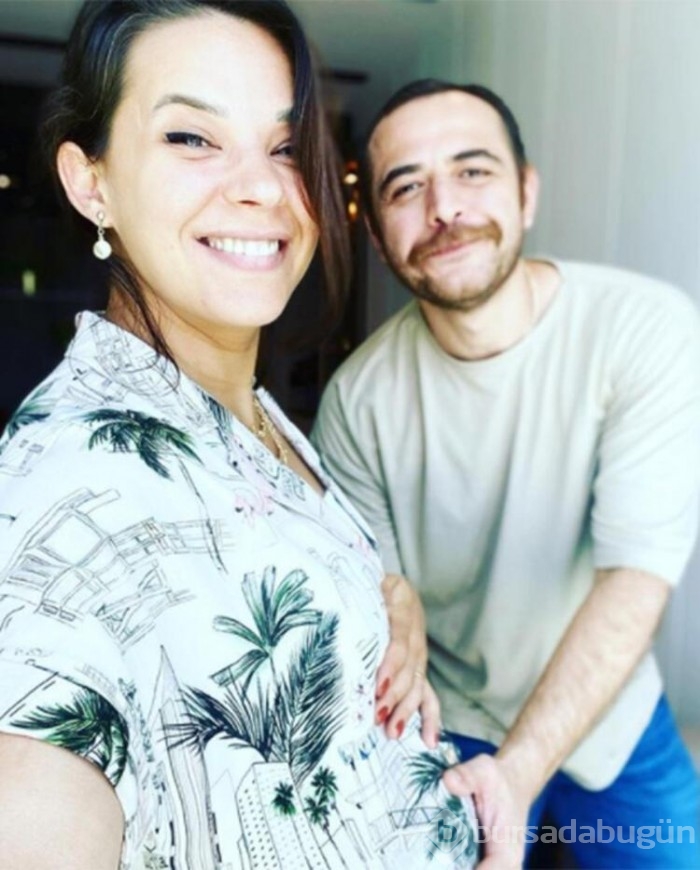 Selen Seyven anne oldu!
