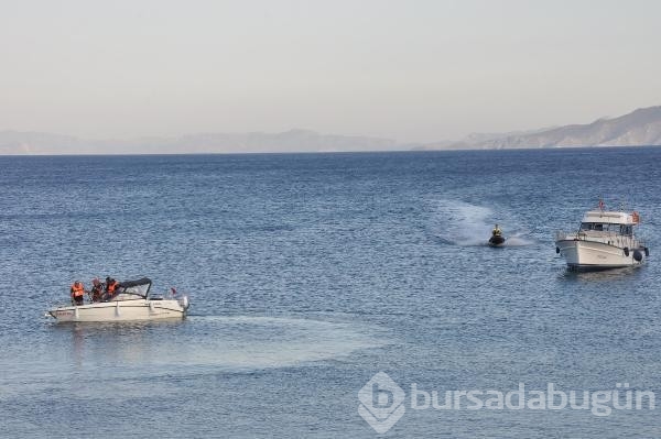 Denizde kayboldu, 5 saat sonra bulundu