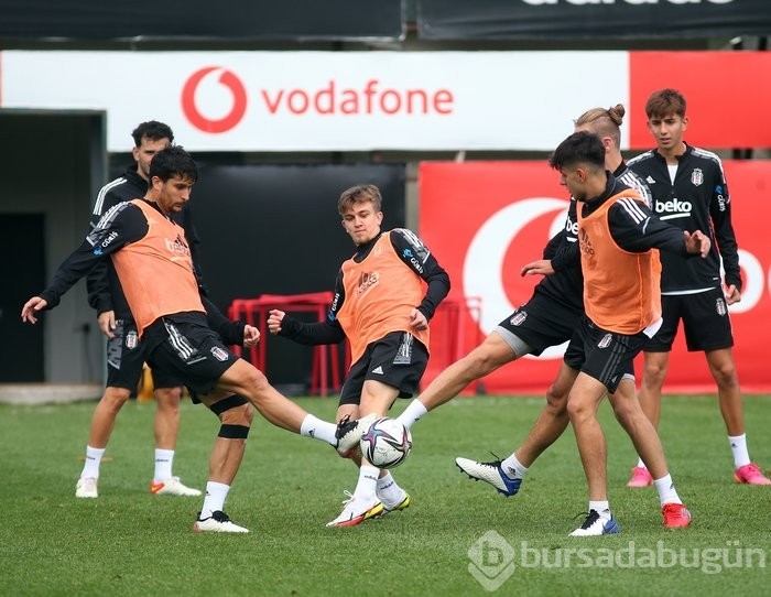  Vida, Teixeria ve Necip Uysal'dan Beşiktaş'a haber