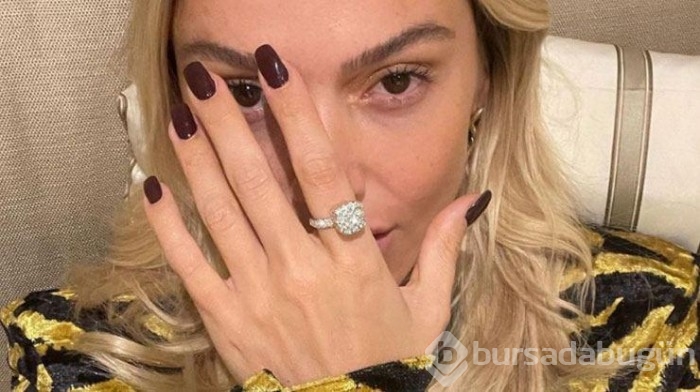 Hadise'nin pırlanta yüzüklü pozuna yorum yağdı