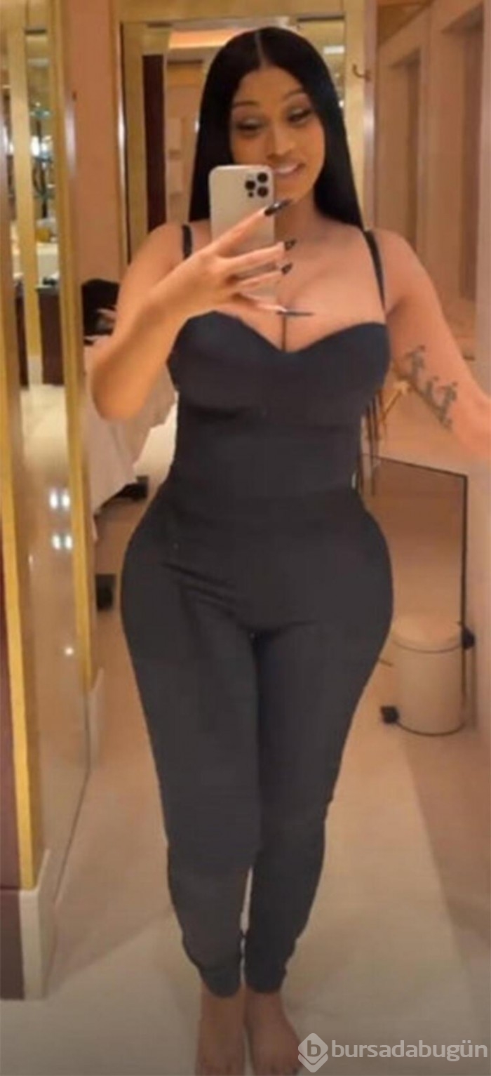 Cardi B'den 'estetik' iddialarına cevap!
