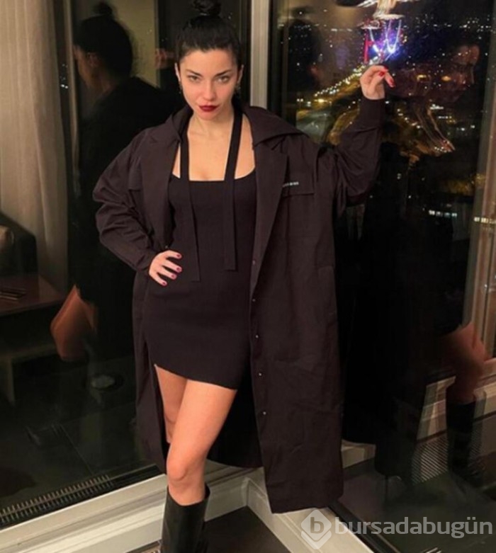 Merve Boluğur, adından söz ettirmeye devam ediyor...