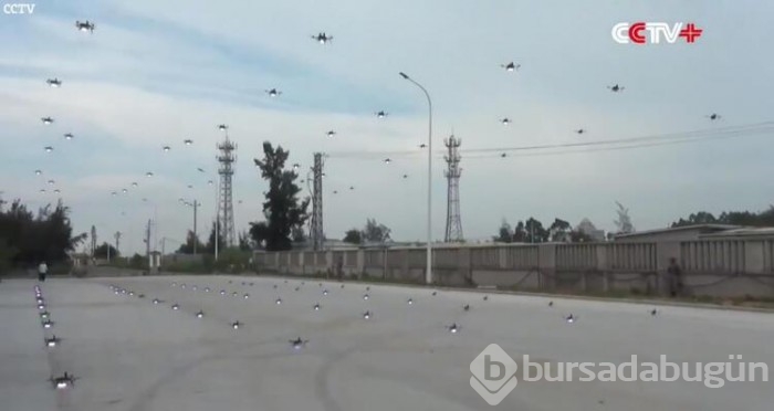52 savaş uçağı birden dalış yaptı!