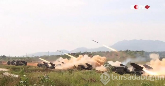 52 savaş uçağı birden dalış yaptı!