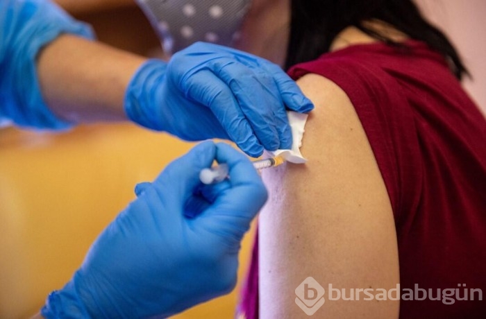 BioNTech aşısında 3'üncü doz kararı
