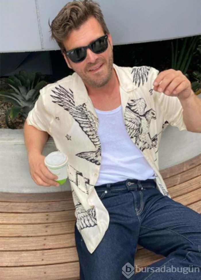 Kıvanç Tatlıtuğ'dan 'günaydın' pozu