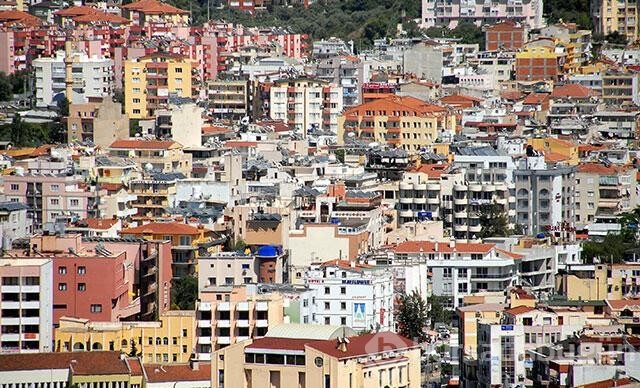 Kiralık evler açık artırma usulü çalıştığı belirtiliyor