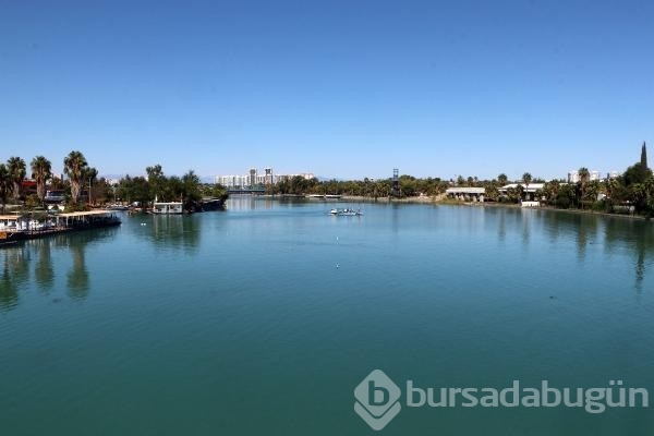 Seyhan Nehri, eski güzelliğine kavuştu...
