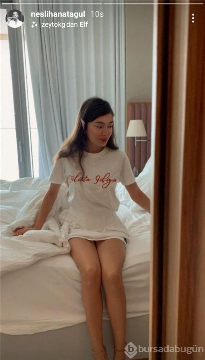 Neslihan Atagül verdiği pozlarla olay oldu