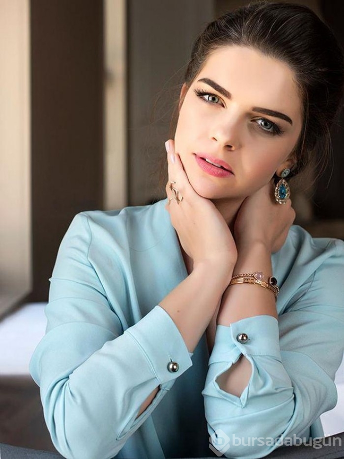 Pelin Karahan'ın imaj değişikliği dikkat çekti!