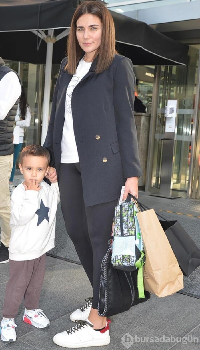 Buse Varol Monaco'da!