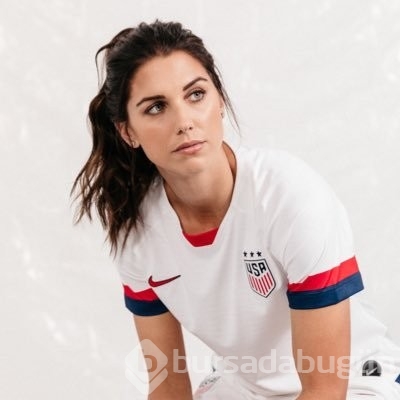 Dünyanın en güzel 10 kadın futbolcusu! Golleriyle büyülüyorlar