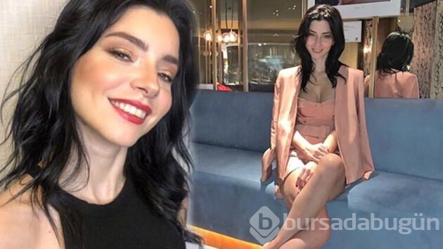 Merve Boluğur'dan siyahlar içinde iddialı poz!