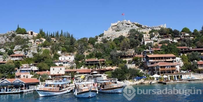 Kekova'da bitmeyen yaz!