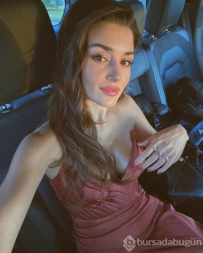 Hande Erçel'in New York pozları milyonlarca beğeni aldı!