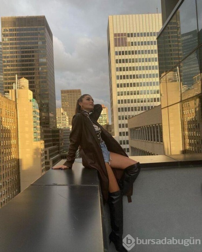 Hande Erçel'in New York pozları milyonlarca beğeni aldı!