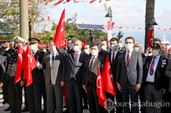 Bursa'da 29 Ekim Cumhuriyet Bayramı coşkuyla kutlandı