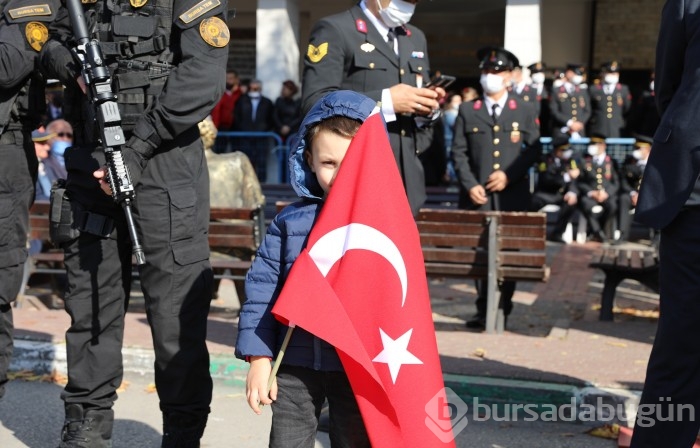 Bursa'da 29 Ekim Cumhuriyet Bayramı coşkuyla kutlandı