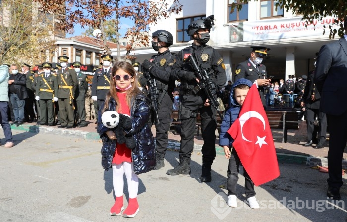Bursa'da 29 Ekim Cumhuriyet Bayramı coşkuyla kutlandı