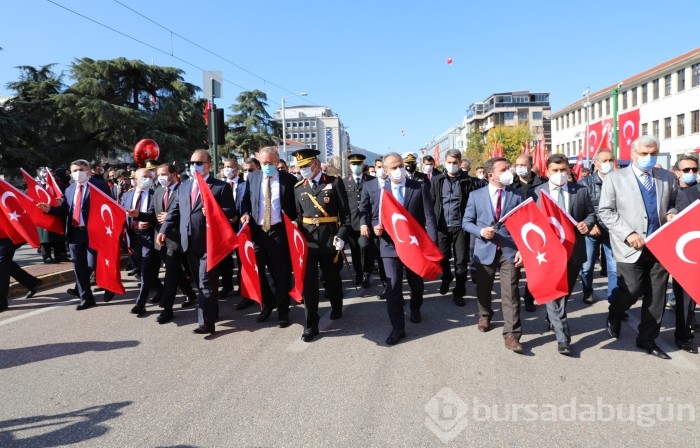 Bursa'da 29 Ekim Cumhuriyet Bayramı coşkuyla kutlandı