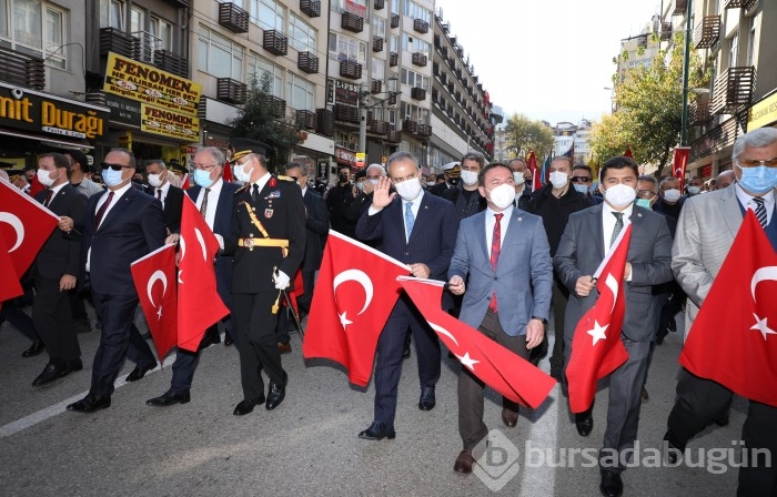 Bursa'da 29 Ekim Cumhuriyet Bayramı coşkuyla kutlandı