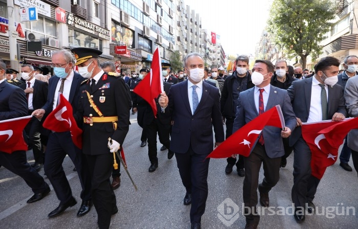 Bursa'da 29 Ekim Cumhuriyet Bayramı coşkuyla kutlandı