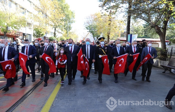 Bursa'da 29 Ekim Cumhuriyet Bayramı coşkuyla kutlandı