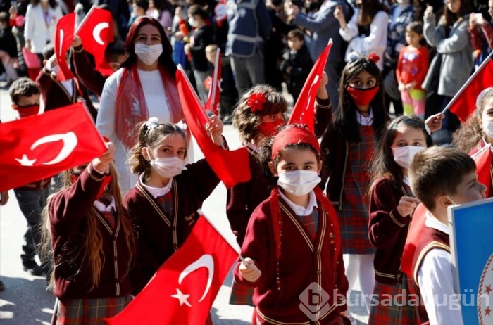 Bursa'da 29 Ekim Cumhuriyet Bayramı coşkuyla kutlandı