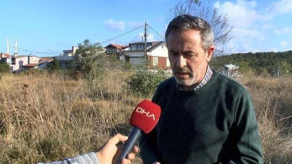 Hafriyat ve otların arasında kalan tarihi mezarlıkta defineci talanı
