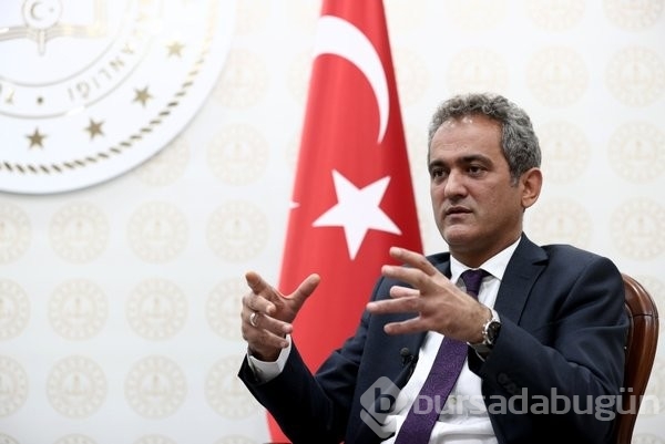 Milli Eğitim Bakanı Mahmut Özer'den okul için ara tatil açıklaması...