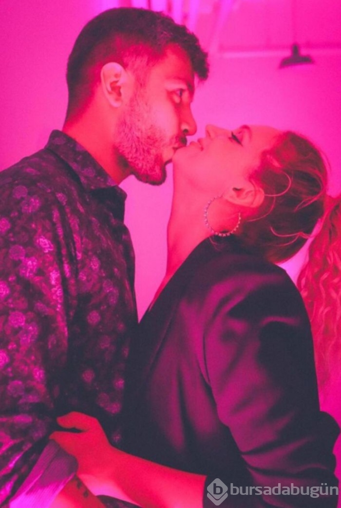 Farah Zeynep Abdullah'ın yeni imajı dikkat çekti