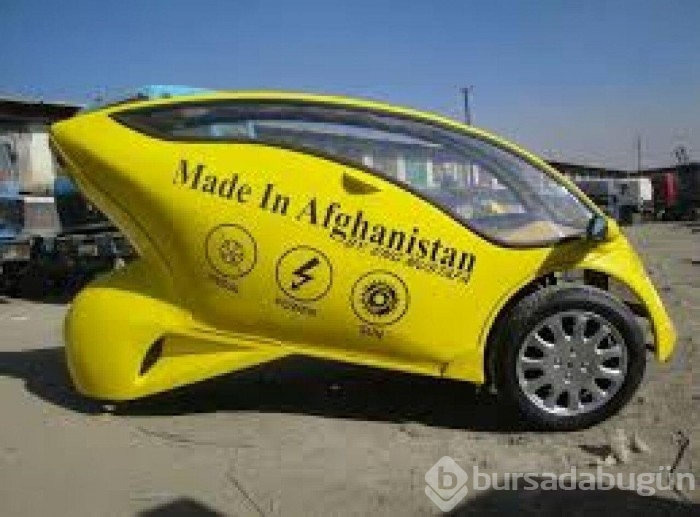 Evinde kendi tasarladığı elektrikli bisikleti yaptı
