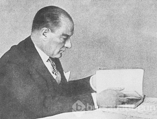 Mustafa Kemal Atatürk'ün Hayatı