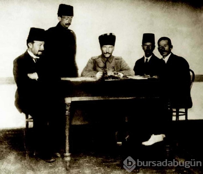 Mustafa Kemal Atatürk'ün Hayatı