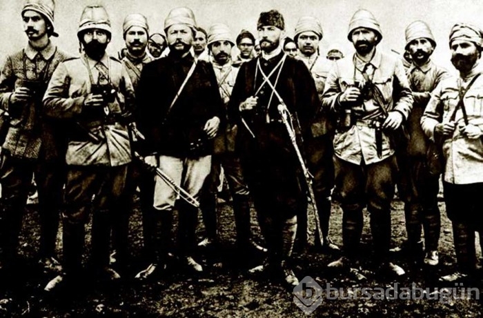 Mustafa Kemal Atatürk'ün Hayatı