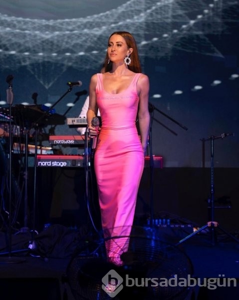 Yılbaşında konser verecek olan ünlülerin sahne ücretleri...