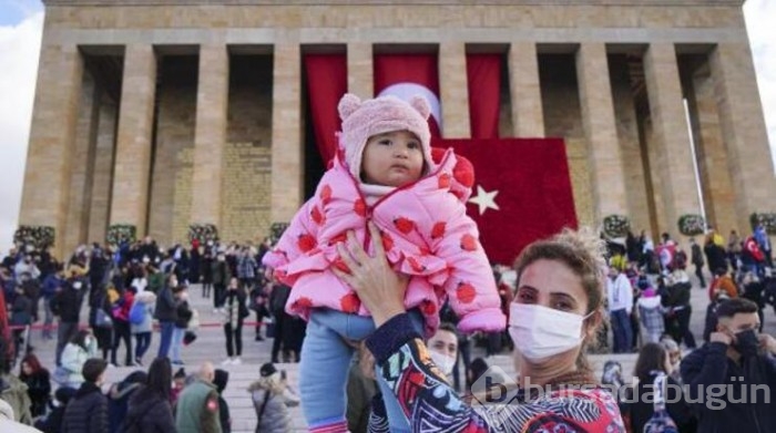 Anıtkabir'e ziyaretçi akını
