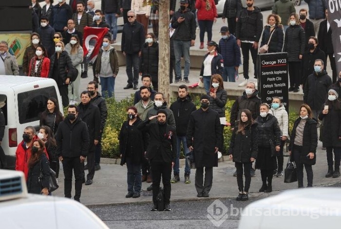 Saat 9'u 5 geçe hayat 1 dakika durdu!