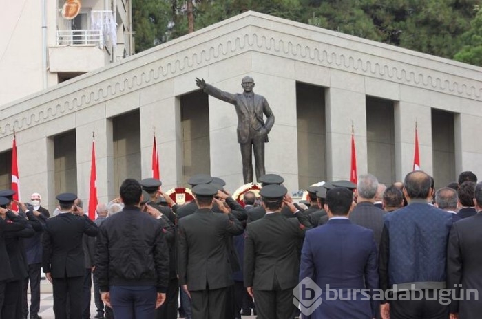 Saat 9'u 5 geçe hayat 1 dakika durdu!