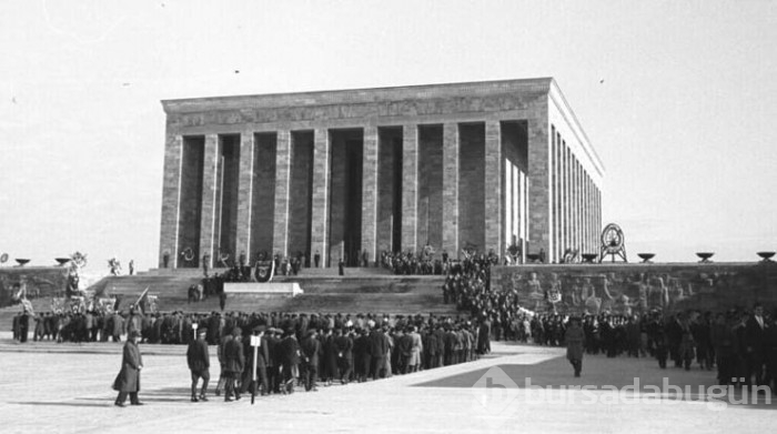 Arşivden Atatürk'ün ebediyete intikalinin fotoğrafları ve yaşananlar...