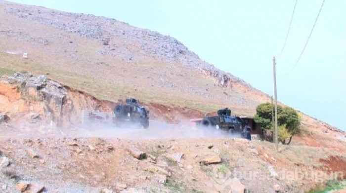 Özel Harekat polislerinin tatbikatı gerçeğini aratmadı
