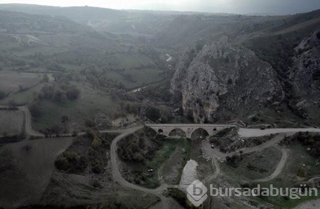 Tarihi köprüde ilginç detay! Üstünden geçenler böyle bir şeyin varlığını tahmin bile edemediler